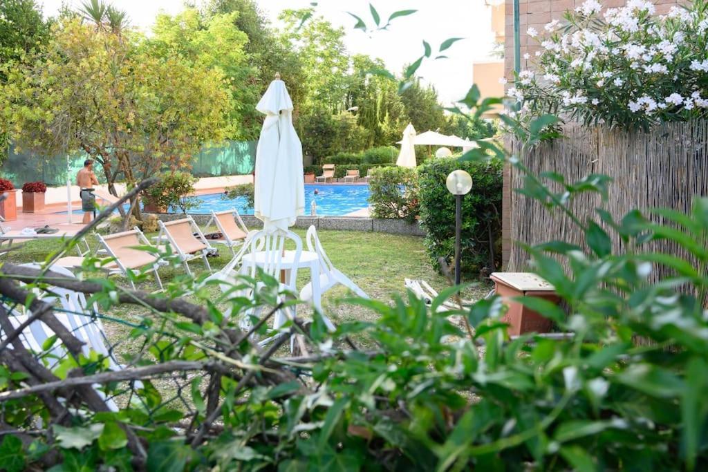 Laura Sweet Home Con Piscina Rome Extérieur photo
